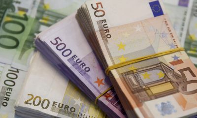 euro weakening against dollar