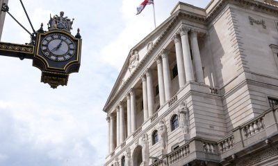 bank of england buying bonds