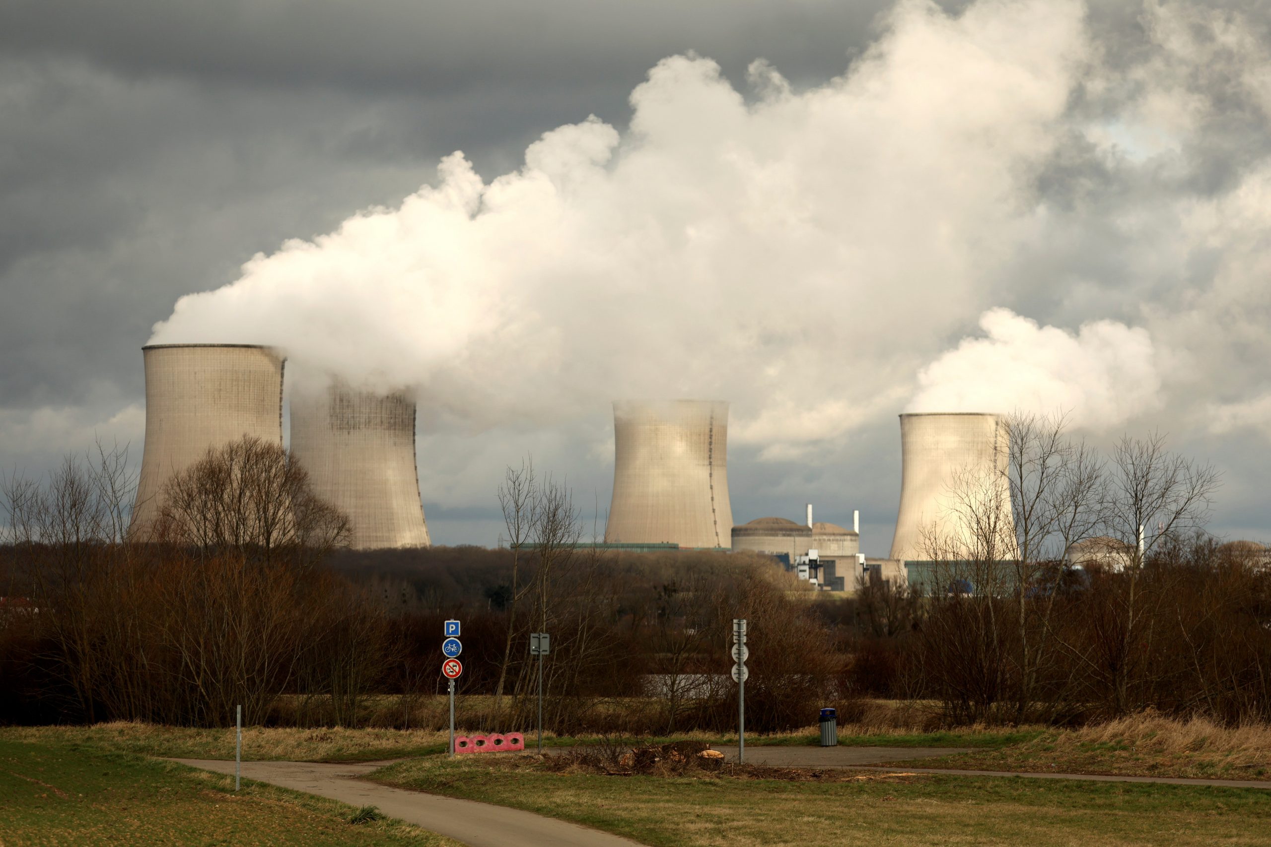 how many nuclear plants are there in france