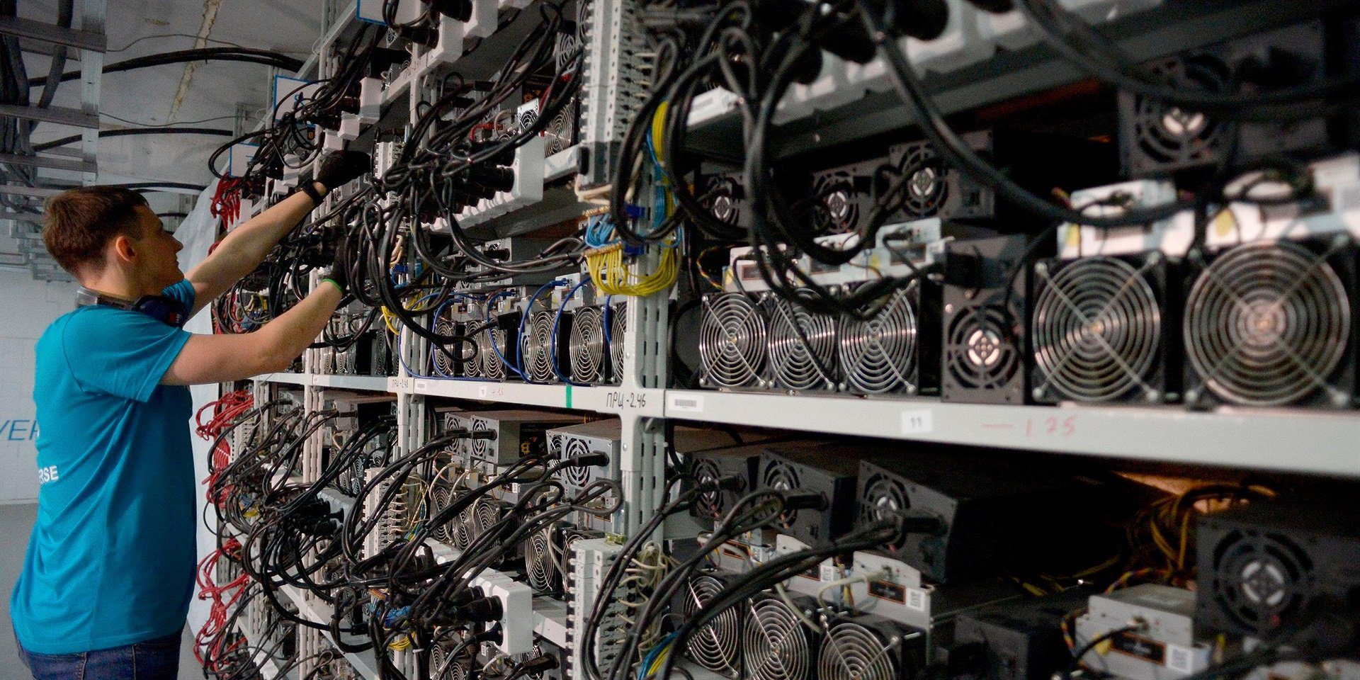invest in bitcoin mining farm