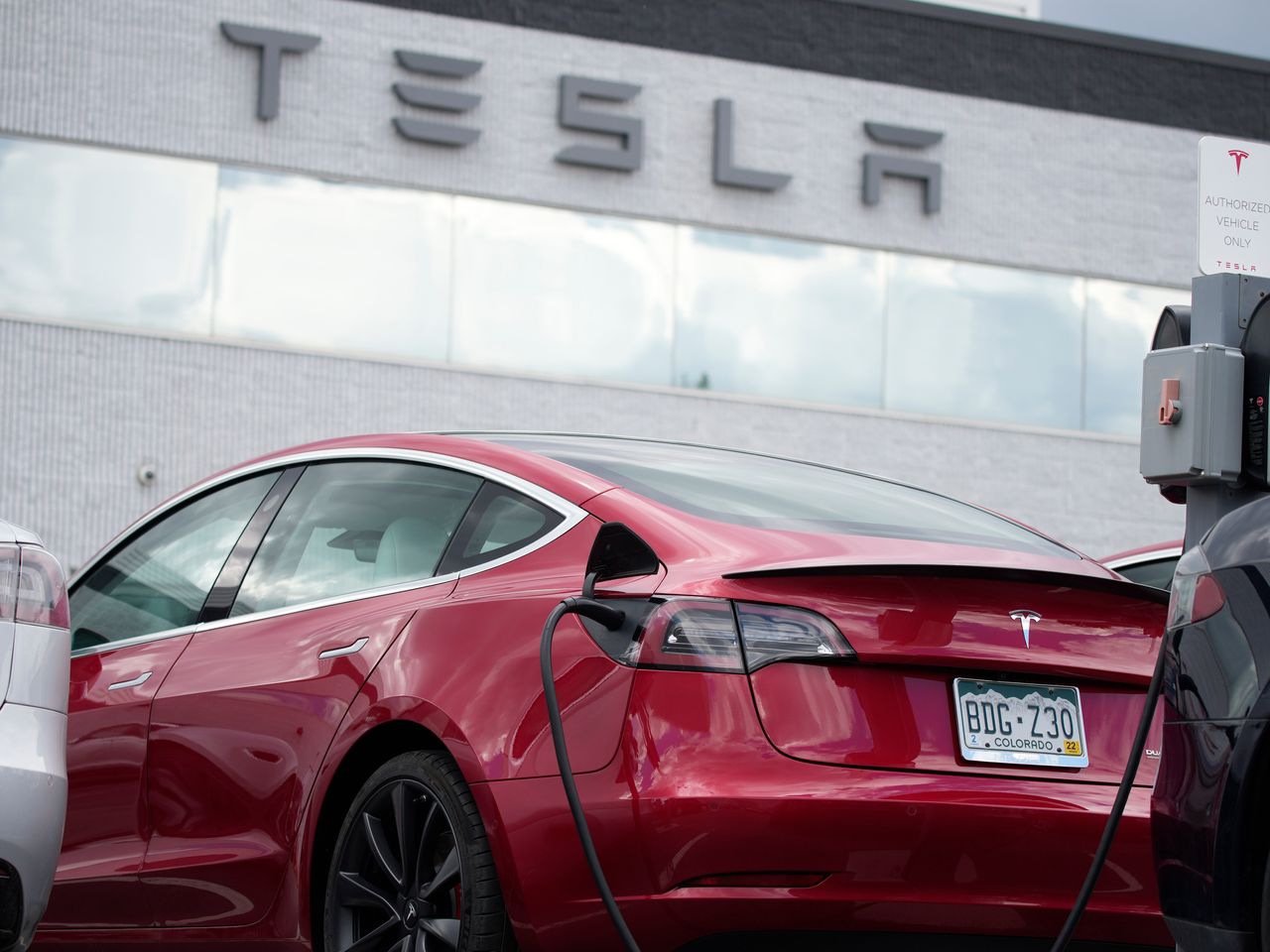 Tesla current market capitalization