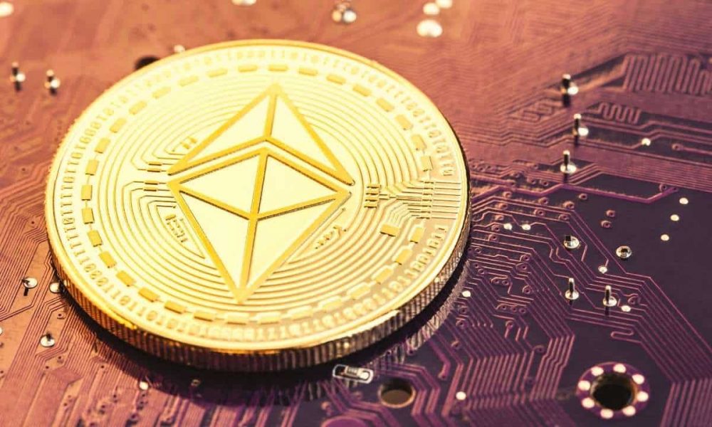 Is Now a Good Time to Buy ETH? Analyst Shares Key
Insights
