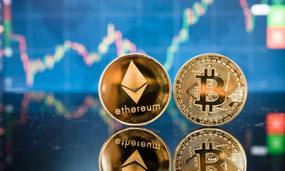 Investors Remain Cautiously Optimistic as Market Sees
Volatility Toward The Weekend: Report