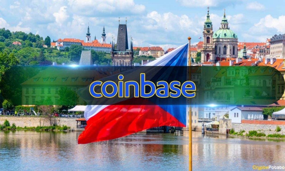 Czech Central Bank Loads Up on Palantir, Buys Coinbase
Shares